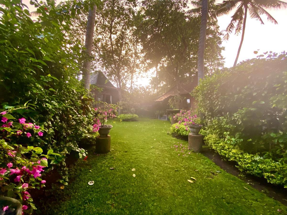 Hidden Heaven Rumah Barong Jasri Экстерьер фото